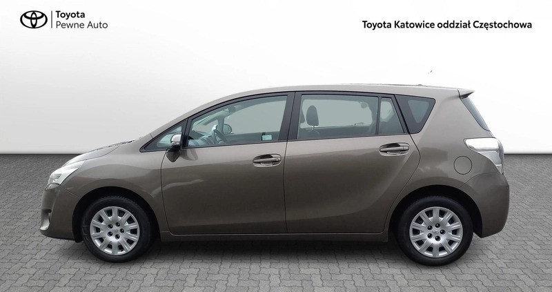 Toyota Verso cena 64800 przebieg: 89237, rok produkcji 2016 z Poddębice małe 172